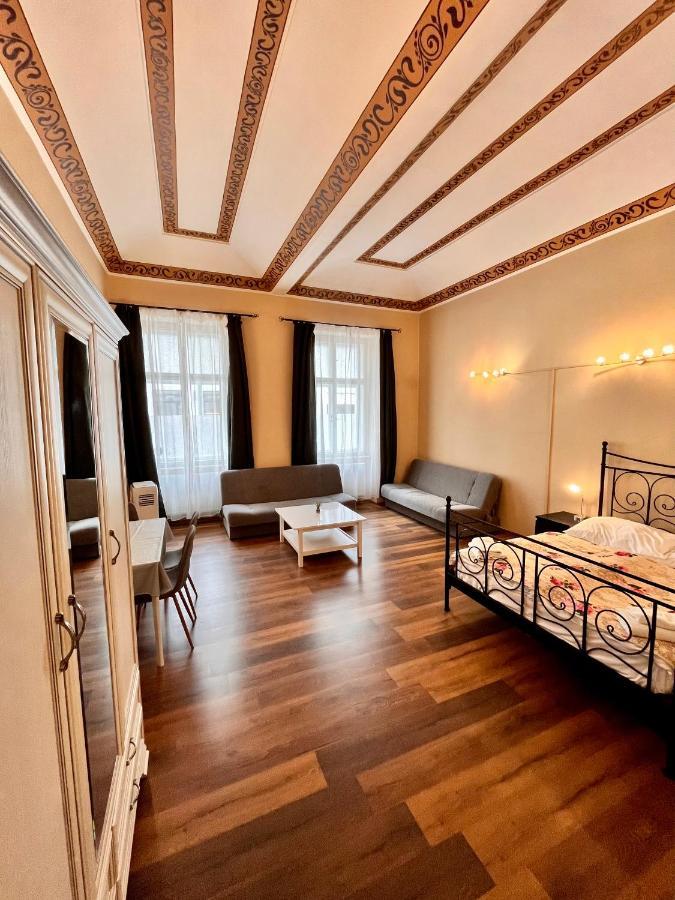 Casa Italia Prague Aparthotel Exterior foto