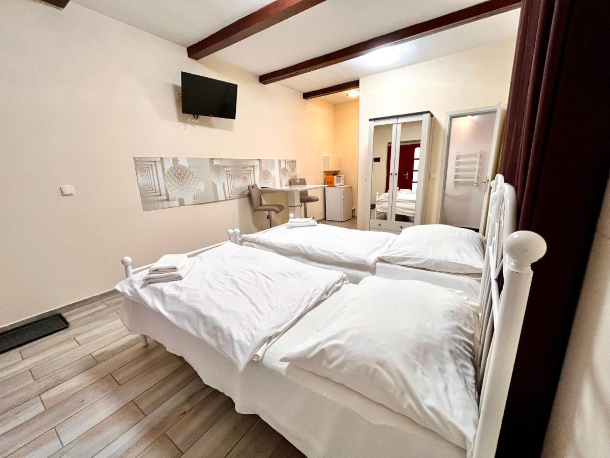 Casa Italia Prague Aparthotel Exterior foto